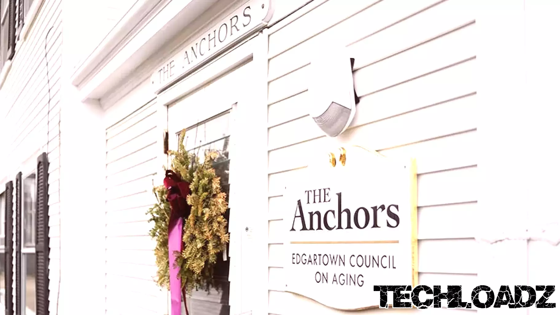 Monthly Technology Assistance Available at the Anchors