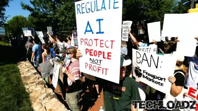 G20 Innovation Summit Draws Protest Over AI Regulation